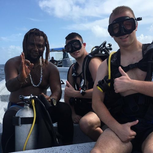 46967647_1714305578673870_5095001192212201472_n